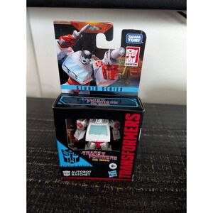 Transformers Studio Series Autobot Ratchet Action Figure 3.5-inch FAST SHIPPING